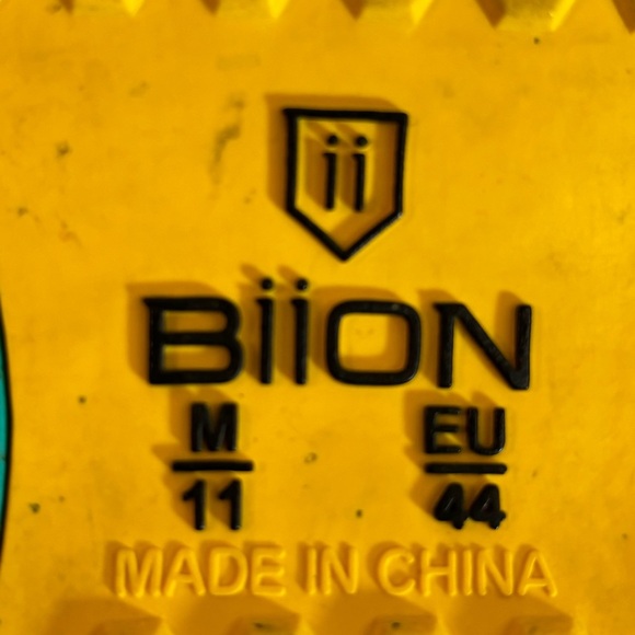 BIION Sz 11 Slip On Golf Shoes Flamingo Pattern Wing Tip Perforation Anti-Slip - Picture 9 of 9